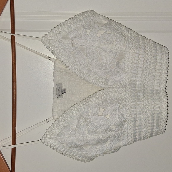 Love Tree White Lace Women Sweater Top - Picture 1 of 4